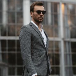 Christopher Cloos Paloma – Coal Men