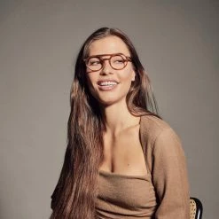 Christopher Cloos Larvotto – Bourbon Blue Light